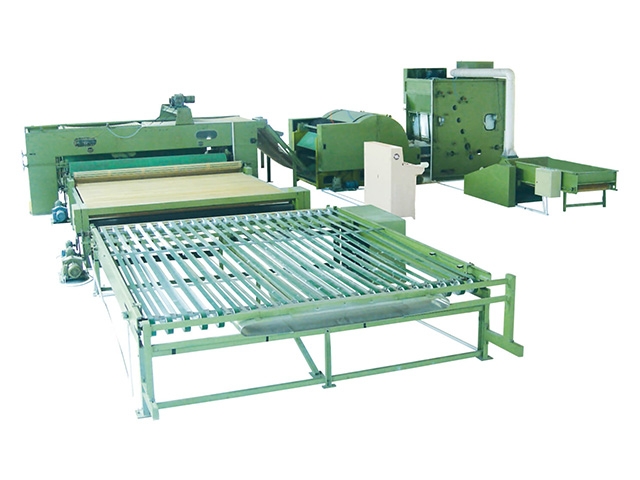 ZF-1230型自動裝載套被生產線